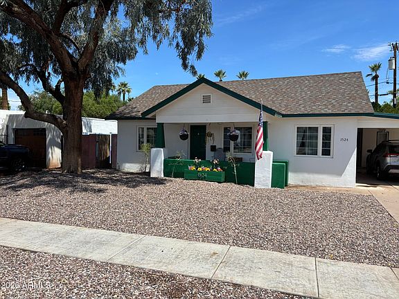 2nd image of 1524 E EARLL Drive