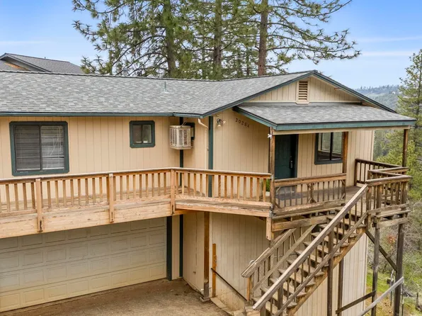 20284 Canyonview Dr, Tuolumne, CA 95379