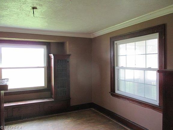 3rd image of 4977 Johnston Pkwy