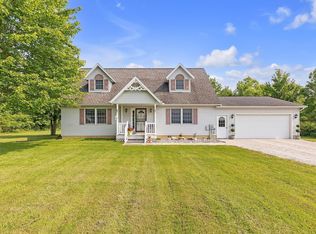 5971 Weaver Rd, Conneaut, OH 44030