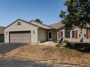 3152 Northern Valley Dr NE, Rochester, MN 55906