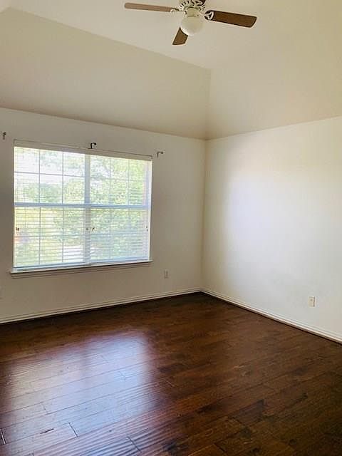 1st image of 4416 Greenfield Dr