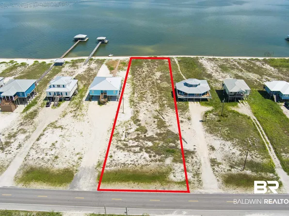 2408 Bienville Blvd, Dauphin Island, AL 36528