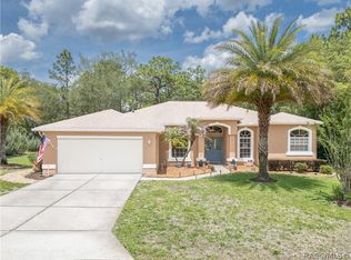 6 Coconut Ct, Homosassa, FL 34446