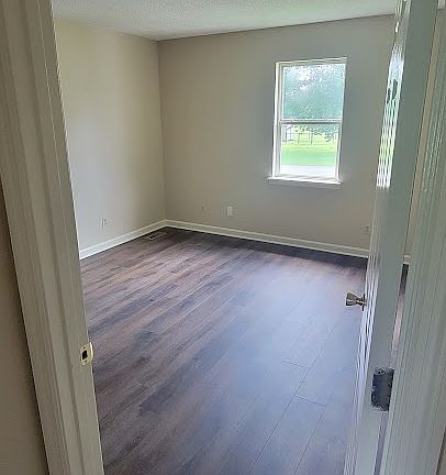5th image of 68 Driftwood Ln #1B
