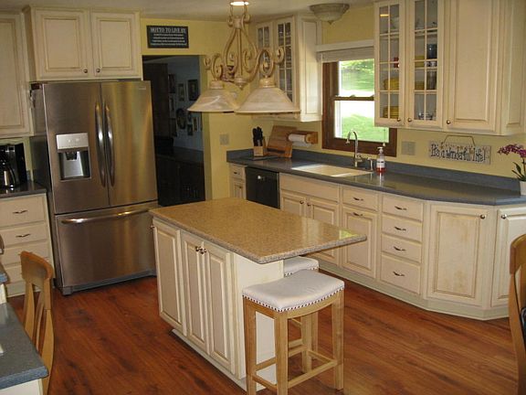 4th image of 513 Mandan Dr