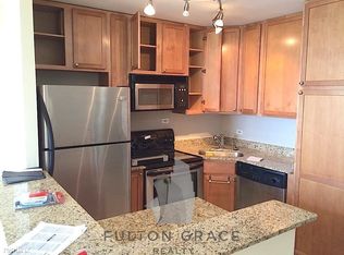 1455 N Sandburg Ter APT 805, Chicago, IL 60610