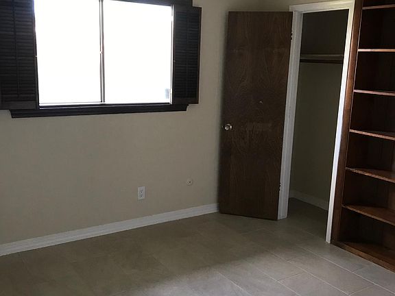 4th image of 1313 Atlanta St