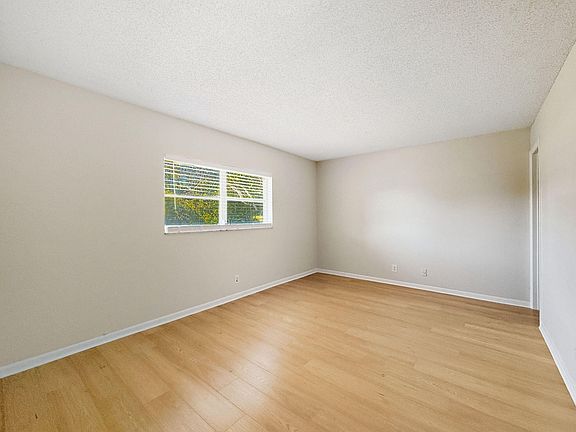 2nd image of 9374 SW Sw 3rd Street Street #714