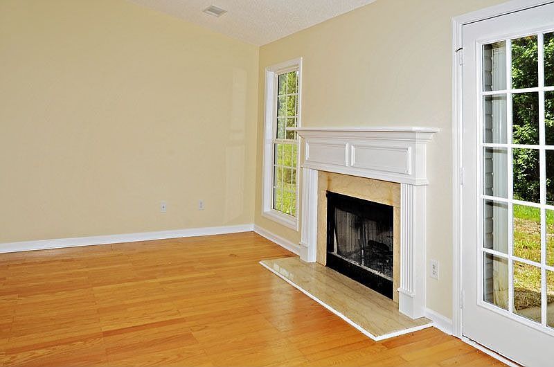 2nd image of 605 Marigold Way