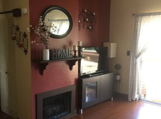 596 Victoria St APT A201, Costa Mesa, CA 92627
