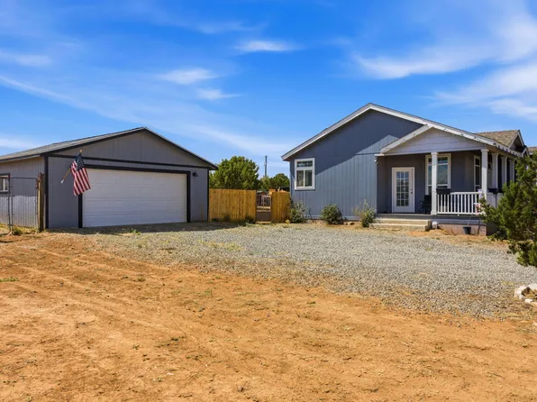 4 High Vista Dr, Moriarty, NM 87035