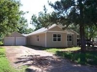612 N Adams Ave, Elk City, OK 73644