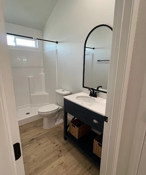 160 W Orange St — Photo 7