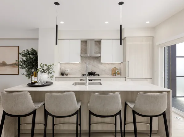 19451 Sutton Ave #119, Pitt Meadows, BC V3Y 0G6