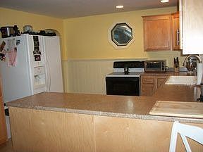 4th image of 5 Laurel Ave