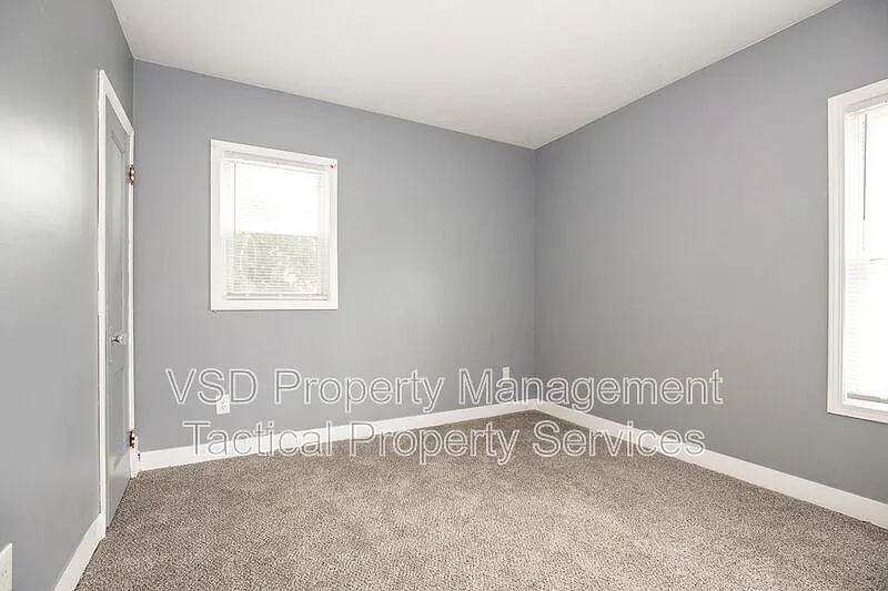 3 bed, 2.0 bath, 1025 sqft, $1,195 — Photo 3