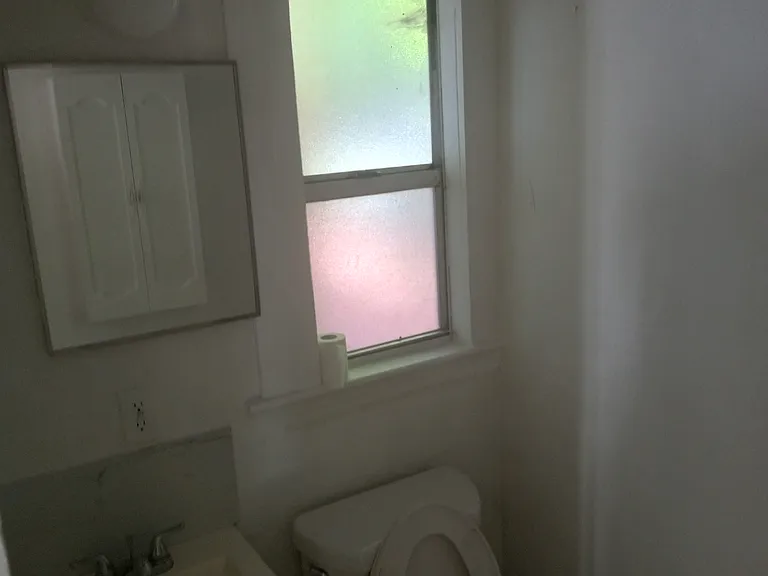 324 S J St — Photo 7