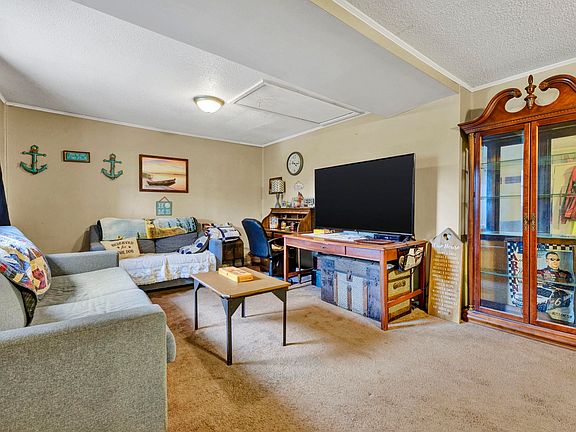 3rd image of 254 Sweetie Way