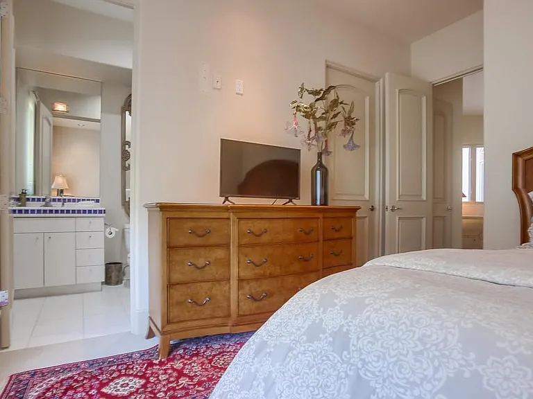 Suite 1 with walk in closet and en suite bathroom