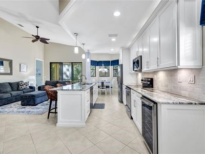 27032 Adriana CIR #202, Bonita Springs, FL, 34135
