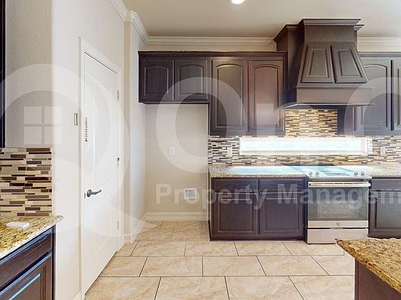 2nd image of 1006 Jamal Dr
