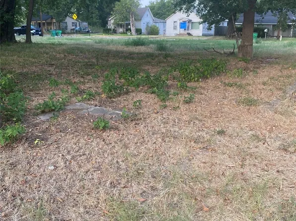 603 N Schopmeyer St, Gainesville, TX 76240