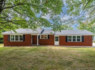 1295 Market St, Charlestown, IN 47111