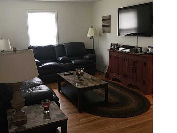 5th image of 229 Beechwood Ave