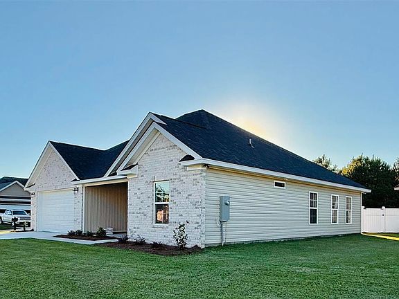 4th image of 2221 Waverly Woods Dr