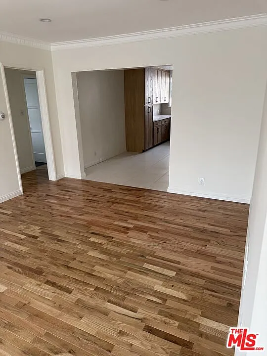 2 bed, 1.0 bath, 845 sqft, $2,900 — Photo 3