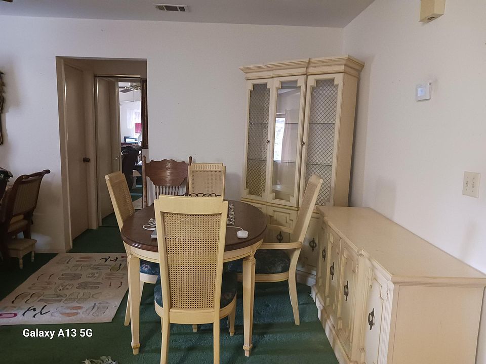 1st image of 1420 SE Delene Court