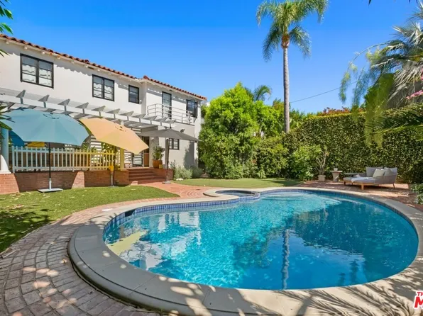 232 S Rodeo Dr, Beverly Hills, CA 90212