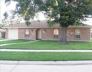 2nd image of 3612 Lyndell Dr