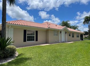 5159 Magnolia Bay Cir, Palm Beach Gardens, FL 33418
