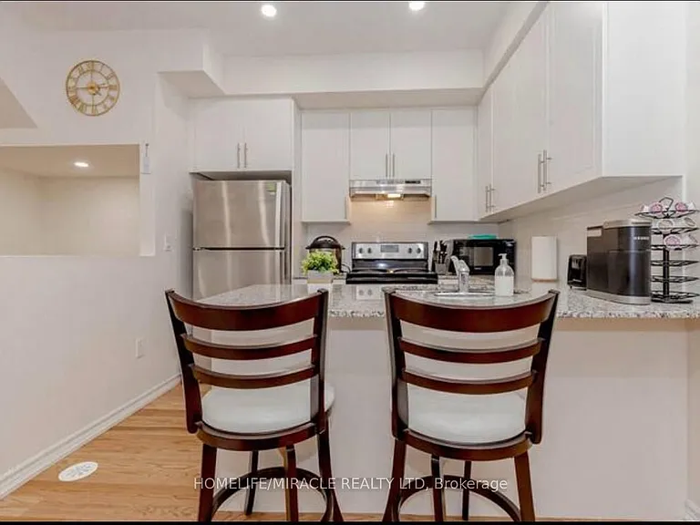 181 Parktree Dr — Photo 5