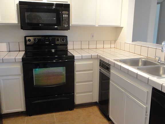 2nd image of 5995 Dandridge Ln Unit 153
