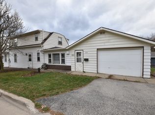 303 Spring St, Mukwonago, WI 53149