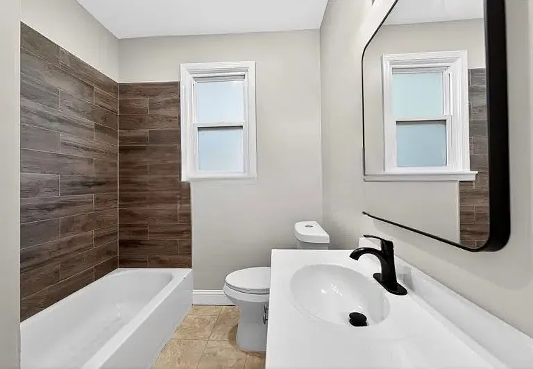 34 Lee Ave #2 — Photo 1