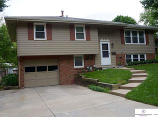 9817 Sprague St, Omaha, NE 68134