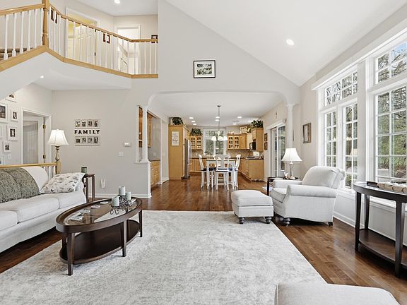 5th image of 5859 Dix Dr NE