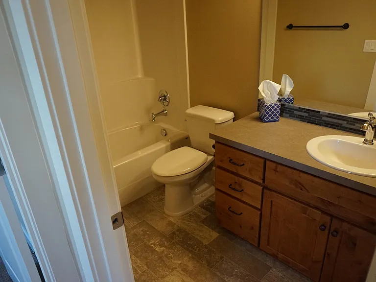 102 N Depot St — Photo 13