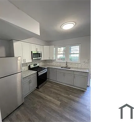 3 bed, $1,700 — Photo 3