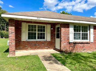 206 Oak St, Trumann, AR 72472