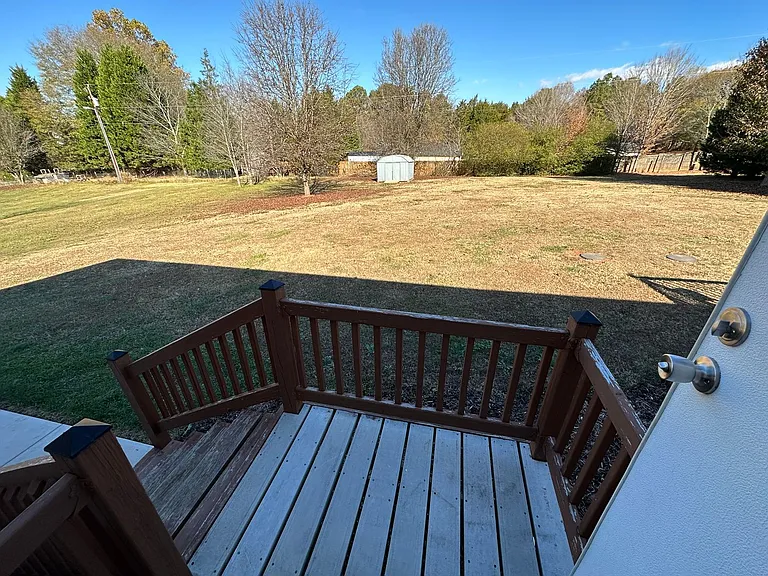 134 Brandenburg Dr — Photo 17
