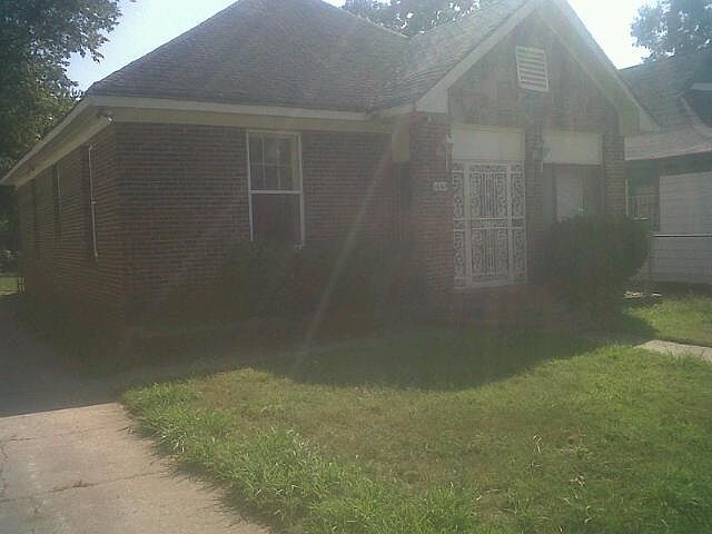 1st image of 1667 Waverly Ave