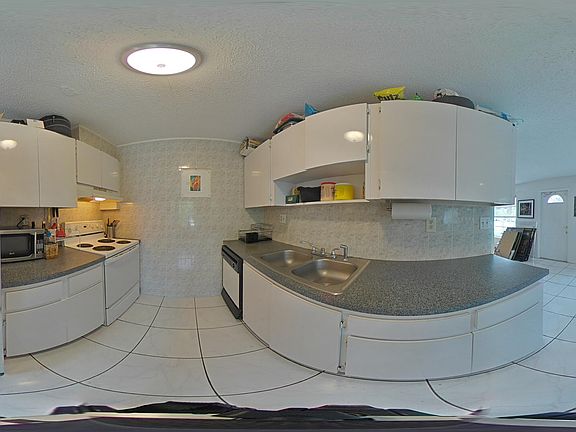 4th image of 4700 NW 6th Avenue