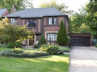40 Bradenham Pl, Amherst, NY 14226