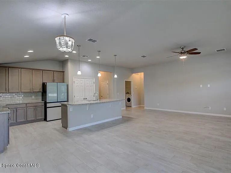 4188 Trovita Cir W — Photo 22