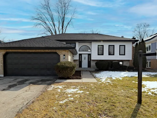 2925 201st Pl, Lynwood, IL 60411